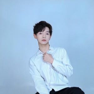 江离资料,江离最新歌曲,江离MV视频,江离音乐专辑,江离好听的歌