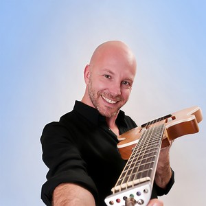 Fabrizio Casalino资料,Fabrizio Casalino最新歌曲,Fabrizio CasalinoMV视频,Fabrizio Casalino音乐专辑,Fabrizio Casalino好听的歌