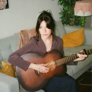 Rachel Bobbitt资料,Rachel Bobbitt最新歌曲,Rachel BobbittMV视频,Rachel Bobbitt音乐专辑,Rachel Bobbitt好听的歌