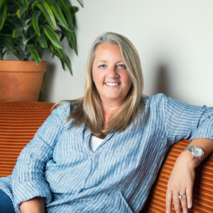 Liz Rose资料,Liz Rose最新歌曲,Liz RoseMV视频,Liz Rose音乐专辑,Liz Rose好听的歌