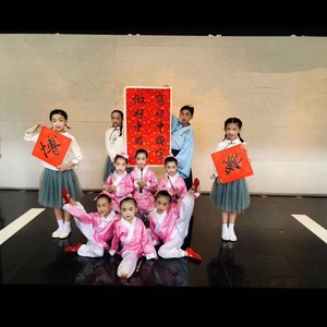 小梦想家资料,小梦想家最新歌曲,小梦想家MV视频,小梦想家音乐专辑,小梦想家好听的歌