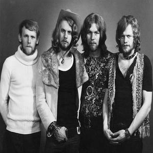 Trúbrot资料,Trúbrot最新歌曲,TrúbrotMV视频,Trúbrot音乐专辑,Trúbrot好听的歌