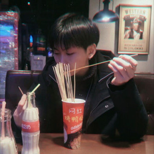 闫松资料,闫松最新歌曲,闫松MV视频,闫松音乐专辑,闫松好听的歌