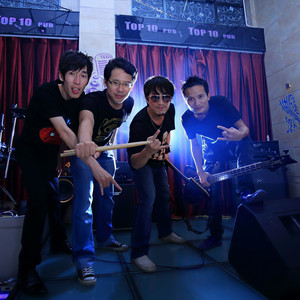 三亚斑马线乐队资料,三亚斑马线乐队最新歌曲,三亚斑马线乐队MV视频,三亚斑马线乐队音乐专辑,三亚斑马线乐队好听的歌
