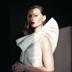 Aly Michalka资料,Aly Michalka最新歌曲,Aly MichalkaMV视频,Aly Michalka音乐专辑,Aly Michalka好听的歌