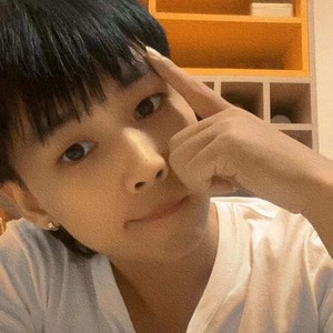 阿月资料,阿月最新歌曲,阿月MV视频,阿月音乐专辑,阿月好听的歌