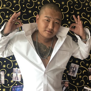 逯鹏威资料,逯鹏威最新歌曲,逯鹏威MV视频,逯鹏威音乐专辑,逯鹏威好听的歌