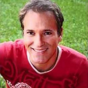 Cesar Lemos资料,Cesar Lemos最新歌曲,Cesar LemosMV视频,Cesar Lemos音乐专辑,Cesar Lemos好听的歌