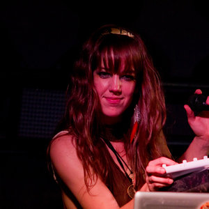 Kyrstyn Pixton资料,Kyrstyn Pixton最新歌曲,Kyrstyn PixtonMV视频,Kyrstyn Pixton音乐专辑,Kyrstyn Pixton好听的歌