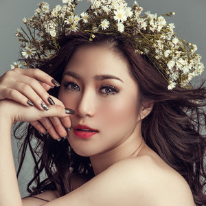 Hương Tràm资料,Hương Tràm最新歌曲,Hương TràmMV视频,Hương Tràm音乐专辑,Hương Tràm好听的歌