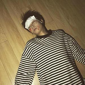 前两天喝多了把手机搞坏了