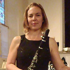 Fiona Cross资料,Fiona Cross最新歌曲,Fiona CrossMV视频,Fiona Cross音乐专辑,Fiona Cross好听的歌