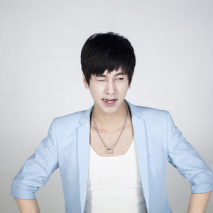 李昂资料,李昂最新歌曲,李昂MV视频,李昂音乐专辑,李昂好听的歌