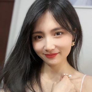 杨小雨资料,杨小雨最新歌曲,杨小雨MV视频,杨小雨音乐专辑,杨小雨好听的歌