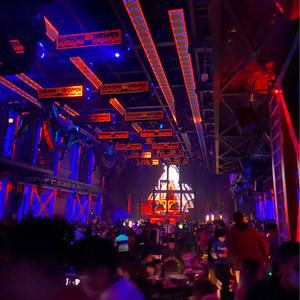 Alexi资料,Alexi最新歌曲,AlexiMV视频,Alexi音乐专辑,Alexi好听的歌