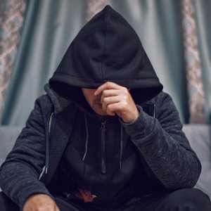 波叔叔资料,波叔叔最新歌曲,波叔叔MV视频,波叔叔音乐专辑,波叔叔好听的歌