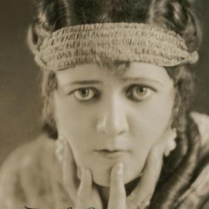 Elisabeth Rethberg资料,Elisabeth Rethberg最新歌曲,Elisabeth RethbergMV视频,Elisabeth Rethberg音乐专辑,Elisabeth Rethberg好听的歌