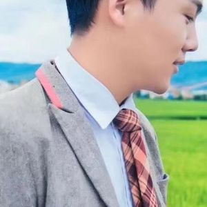 楊青资料,楊青最新歌曲,楊青MV视频,楊青音乐专辑,楊青好听的歌