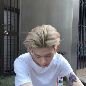 张万森资料,张万森最新歌曲,张万森MV视频,张万森音乐专辑,张万森好听的歌