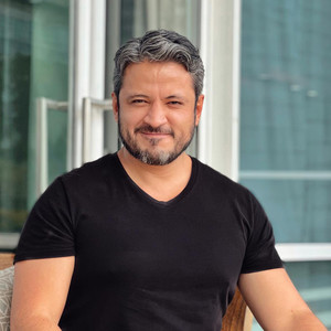 Iván Ruiz de Velasco资料,Iván Ruiz de Velasco最新歌曲,Iván Ruiz de VelascoMV视频,Iván Ruiz de Velasco音乐专辑,Iván Ruiz de Velasco好听的歌