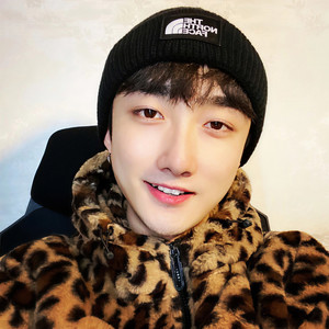 李嘟嘟资料,李嘟嘟最新歌曲,李嘟嘟MV视频,李嘟嘟音乐专辑,李嘟嘟好听的歌