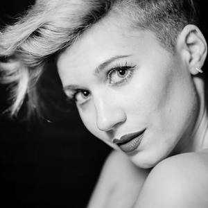 Penny Baltatzi资料,Penny Baltatzi最新歌曲,Penny BaltatziMV视频,Penny Baltatzi音乐专辑,Penny Baltatzi好听的歌