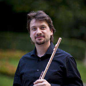 Andrea Oliva资料,Andrea Oliva最新歌曲,Andrea OlivaMV视频,Andrea Oliva音乐专辑,Andrea Oliva好听的歌