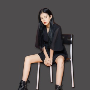 鹰鹰资料,鹰鹰最新歌曲,鹰鹰MV视频,鹰鹰音乐专辑,鹰鹰好听的歌