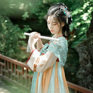 酥圆儿资料,酥圆儿最新歌曲,酥圆儿MV视频,酥圆儿音乐专辑,酥圆儿好听的歌