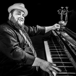 Victor Wainwright and the WildRoots资料,Victor Wainwright and the WildRoots最新歌曲,Victor Wainwright and the WildRootsMV视频,Victor Wainwright and the WildRoots音乐专辑,Victor Wainwright and the WildRoots好听的歌