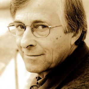 Rogers Covey-Crump资料,Rogers Covey-Crump最新歌曲,Rogers Covey-CrumpMV视频,Rogers Covey-Crump音乐专辑,Rogers Covey-Crump好听的歌