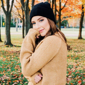 Hailie Jade资料,Hailie Jade最新歌曲,Hailie JadeMV视频,Hailie Jade音乐专辑,Hailie Jade好听的歌