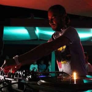 Tali Freaks资料,Tali Freaks最新歌曲,Tali FreaksMV视频,Tali Freaks音乐专辑,Tali Freaks好听的歌