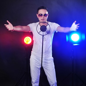 王小冲资料,王小冲最新歌曲,王小冲MV视频,王小冲音乐专辑,王小冲好听的歌