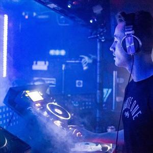 A.C资料,A.C最新歌曲,A.CMV视频,A.C音乐专辑,A.C好听的歌