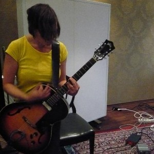 Masha Qrella资料,Masha Qrella最新歌曲,Masha QrellaMV视频,Masha Qrella音乐专辑,Masha Qrella好听的歌