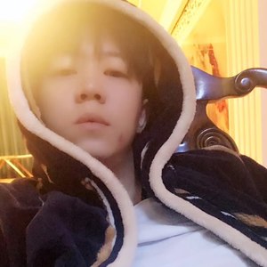 不凡资料,不凡最新歌曲,不凡MV视频,不凡音乐专辑,不凡好听的歌