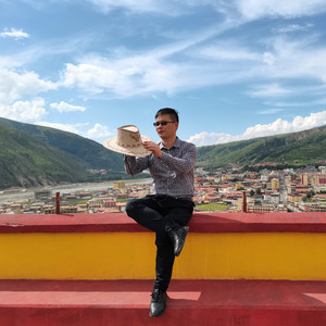 袁修富资料,袁修富最新歌曲,袁修富MV视频,袁修富音乐专辑,袁修富好听的歌