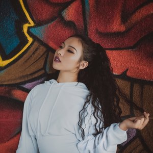 受气包萧二狗资料,受气包萧二狗最新歌曲,受气包萧二狗MV视频,受气包萧二狗音乐专辑,受气包萧二狗好听的歌