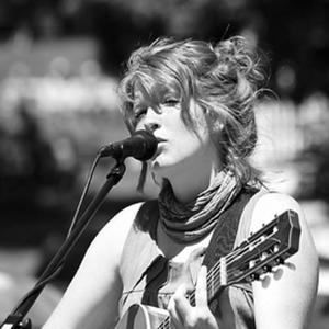 Jennah Barry资料,Jennah Barry最新歌曲,Jennah BarryMV视频,Jennah Barry音乐专辑,Jennah Barry好听的歌