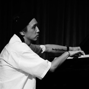 凌一 Roscoe资料,凌一 Roscoe最新歌曲,凌一 RoscoeMV视频,凌一 Roscoe音乐专辑,凌一 Roscoe好听的歌