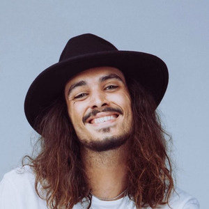 Paul Alone资料,Paul Alone最新歌曲,Paul AloneMV视频,Paul Alone音乐专辑,Paul Alone好听的歌