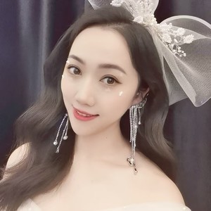 曹臻资料,曹臻最新歌曲,曹臻MV视频,曹臻音乐专辑,曹臻好听的歌