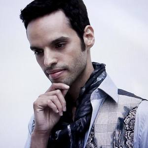 Sergio Flores资料,Sergio Flores最新歌曲,Sergio FloresMV视频,Sergio Flores音乐专辑,Sergio Flores好听的歌