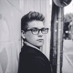 Joey Valence资料,Joey Valence最新歌曲,Joey ValenceMV视频,Joey Valence音乐专辑,Joey Valence好听的歌