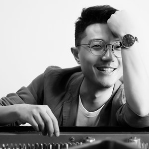 李昂资料,李昂最新歌曲,李昂MV视频,李昂音乐专辑,李昂好听的歌