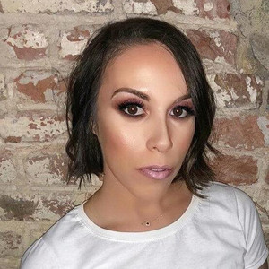 Mena资料,Mena最新歌曲,MenaMV视频,Mena音乐专辑,Mena好听的歌