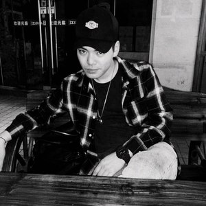 鲤鱼LEO资料,鲤鱼LEO最新歌曲,鲤鱼LEOMV视频,鲤鱼LEO音乐专辑,鲤鱼LEO好听的歌