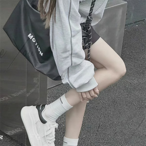 越南咚鼓资料,越南咚鼓最新歌曲,越南咚鼓MV视频,越南咚鼓音乐专辑,越南咚鼓好听的歌