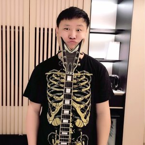 Alexi资料,Alexi最新歌曲,AlexiMV视频,Alexi音乐专辑,Alexi好听的歌